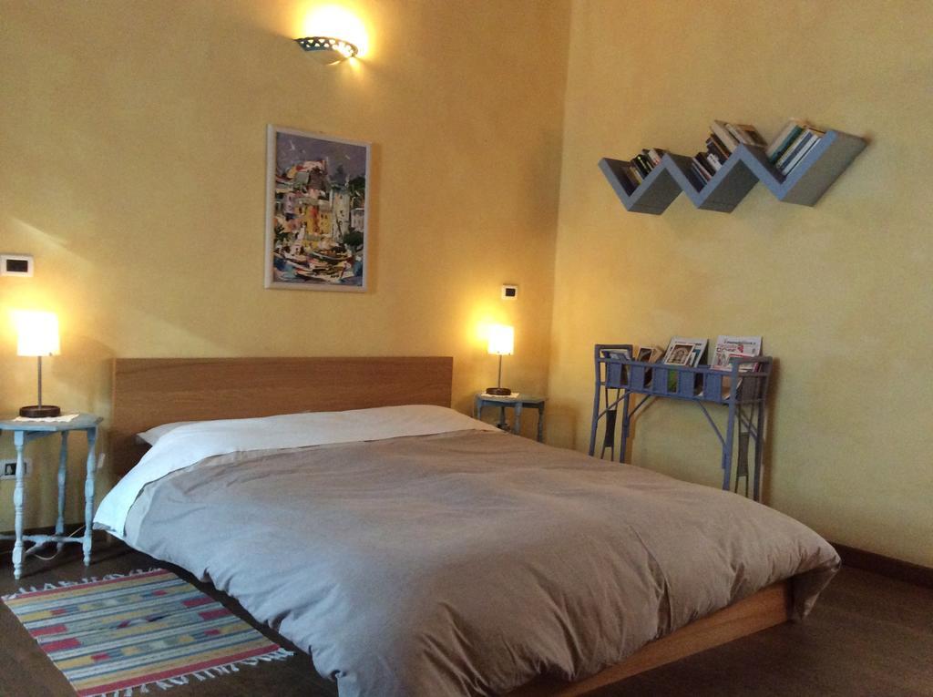 Bed and Breakfast Piazzetta Consolata Turín Pokoj fotografie